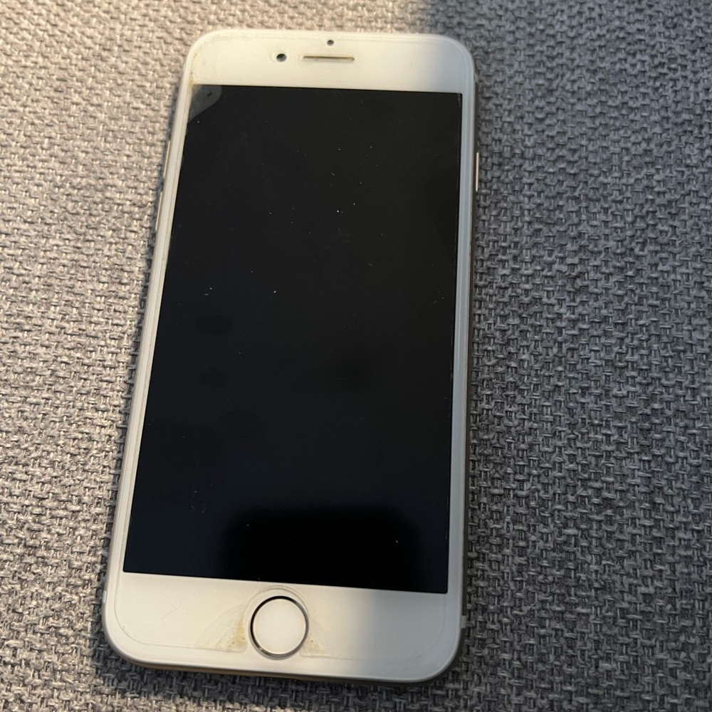 Apple iPhone - White and Gold
